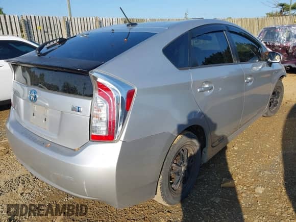 2013 Toyota Prius Two with VIN JTDKN3DU8D1646007, listed as a IAAI auction lot 43256523 with 21,897 mi miles and . Bid and sale history available at DreamBid. Image 4.
