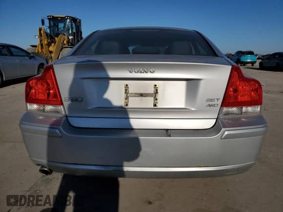 2005 Volvo S60 с VIN YV1RH592X52432120, выставлен на аукционе Copart как лот 87060804 с пробегом 126 237 миль миль и Чистый • Clean title. История ставок и продаж доступна на DreamBid. Изображение 6.