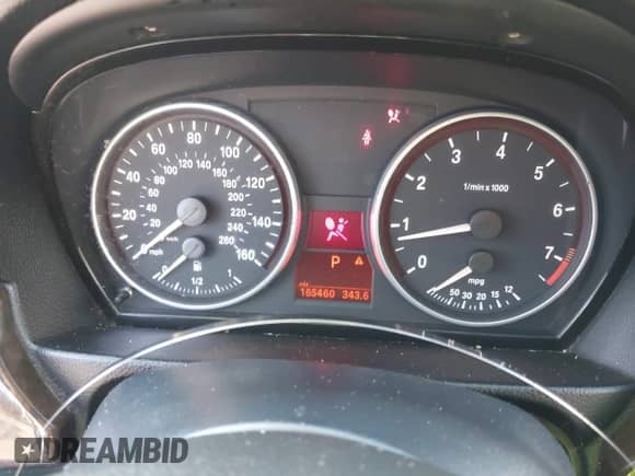 2007 BMW 3 Series 328i z VIN WBAVC53527FZ75041, wystawiony jako IAAI lot #43240788 z przebiegiem 165 460 mil mil oraz . Historia ofert i sprzedaży dostępna na DreamBid. Obrazek 7.