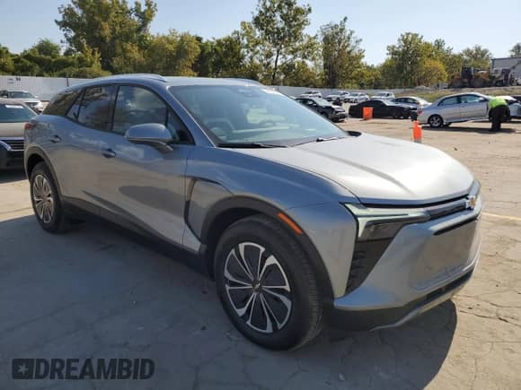 2024 Chevrolet Blazer EV eAWD LT с VIN 3GNKDBRJ2RS258862, выставлен на аукционе Copart как лот 74804534 с пробегом 3 миль миль и Списание • Salvage title. История ставок и продаж доступна на DreamBid. Изображение 4.