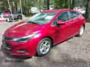 2018 Chevrolet Cruze LT с VIN 3G1BE6SM1JS651198, выставлен на аукционе IAAI как лот 43352597 с пробегом 37 451 миль миль и . История ставок и продаж доступна на DreamBid. Изображение 17.