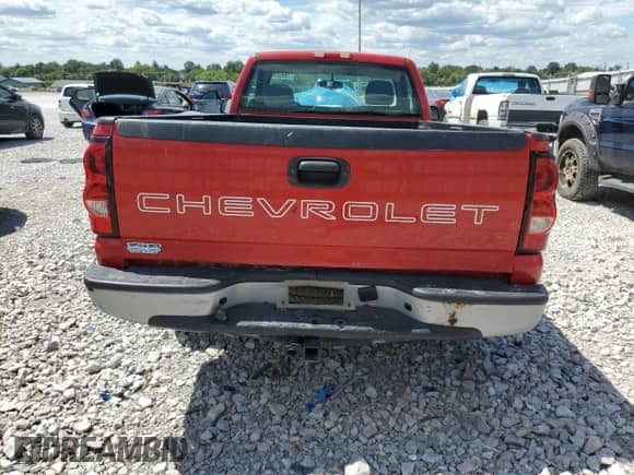 2006 Chevrolet Silverado 1500 Work Truck z VIN 1GCEC14V86Z113837, wystawiony jako Copart lot #70053145 z przebiegiem 261 633 mil mil oraz Szkoda całkowita • Salvage title. Historia ofert i sprzedaży dostępna na DreamBid. Obrazek 6.