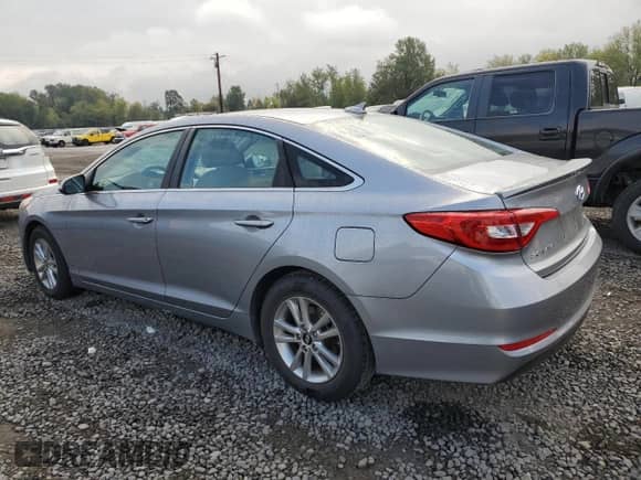 2016 Hyundai Sonata SE с VIN 5NPE24AF1GH309614, выставлен на аукционе Copart как лот 82527855 с пробегом 120 126 миль миль и Чистый • Clean title. История ставок и продаж доступна на DreamBid. Изображение 2.