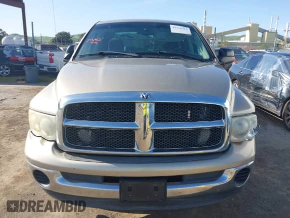 2003 Dodge 2500 ST z VIN 3D7KA28683G798828, wystawiony jako IAAI lot #41916912 z przebiegiem 148 284 mil mil oraz . Historia ofert i sprzedaży dostępna na DreamBid. Obrazek 12.