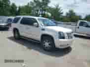 2009 Cadillac Escalade with VIN 1GYFK23269R241173, listed as a Copart auction lot 62178725 with 165,444 mi miles and Clean title. Bid and sale history available at DreamBid. Image 4.