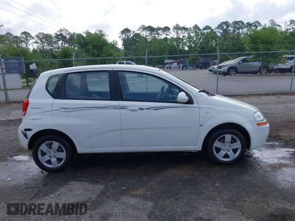 2007 Chevrolet Aveo LS с VIN KL1TD66627B768990, выставлен на аукционе IAAI как лот 42110025 с пробегом 63 822 миль миль и . История ставок и продаж доступна на DreamBid. Изображение 13.