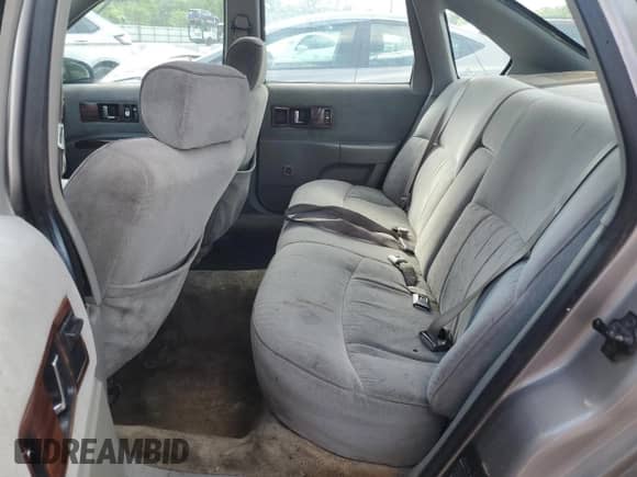 1996 Chevrolet Caprice 1SA Special Value с VIN 1G1BL52W3TR187709, выставлен на аукционе Copart как лот 58250615 с пробегом Не указан миль и На запчасти • Non repairable. История ставок и продаж доступна на DreamBid. Изображение 10.