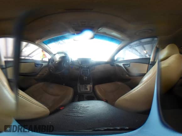 2013 Hyundai Elantra GLS с VIN KMHDH4AE4DU570783, выставлен на аукционе IAAI как лот 42558884 с пробегом 214 120 миль миль и . История ставок и продаж доступна на DreamBid. Изображение 18.