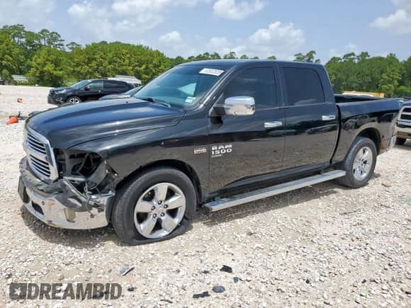2019 Ram 1500 Warlock z VIN 1C6RR6LTXKS573377, wystawiony jako Copart lot #62832835 z przebiegiem 127 693 mil mil oraz Szkoda całkowita • Salvage title. Historia ofert i sprzedaży dostępna na DreamBid. Obrazek 1.