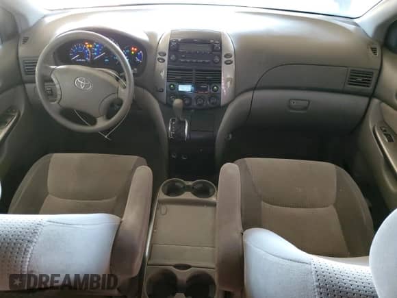 2009 Toyota Sienna CE с VIN 5TDZK23C99S250544, выставлен на аукционе Copart как лот 80379765 с пробегом 251 982 миль миль и Чистый • Clean title. История ставок и продаж доступна на DreamBid. Изображение 8.