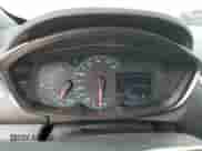 2017 Chevrolet Trax LS z VIN 3GNCJKSB1HL251748, wystawiony jako Copart lot #67842345 z przebiegiem 129 536 mil mil oraz Czysty tytuł • Clean title. Historia ofert i sprzedaży dostępna na DreamBid. Obrazek 9.