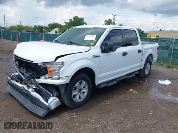 2018 Ford F-150 XL с VIN 1FTEW1CG5JKC57079, выставлен на аукционе IAAI как лот 42524901 с пробегом 127 333 миль миль и . История ставок и продаж доступна на DreamBid. Изображение 2.