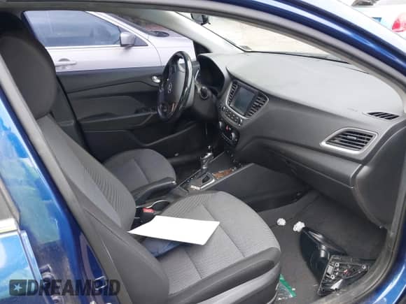 2018 Hyundai Accent Limited с VIN 3KPC34A35JE020998, выставлен на аукционе IAAI как лот 43380139 с пробегом 124 301 миль миль и . История ставок и продаж доступна на DreamBid. Изображение 5.