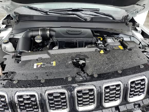 2025 Jeep Compass Limited с VIN 3C4NJDCN8ST621137, выставлен на аукционе Copart как лот 84600095 с пробегом 898 миль миль и Чистый • Clean title. История ставок и продаж доступна на DreamBid. Изображение 12.