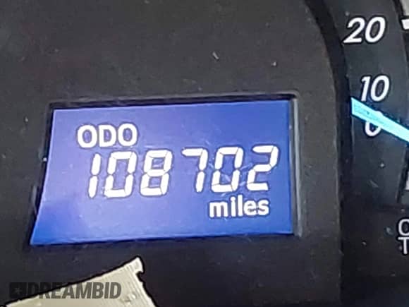 2014 Toyota Camry SE with VIN 4T1BF1FK6EU772715, listed as a IAAI auction lot 43309670 with 108,702 mi miles and . Bid and sale history available at DreamBid. Image 15.