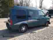 2002 Chevrolet Astro Cargo YF7 Upfitter z VIN 1GBDM19X92B110875, wystawiony jako Copart lot #48511235 z przebiegiem 143 109 mil mil oraz Szkoda całkowita • Salvage title. Historia ofert i sprzedaży dostępna na DreamBid. Obrazek 3.