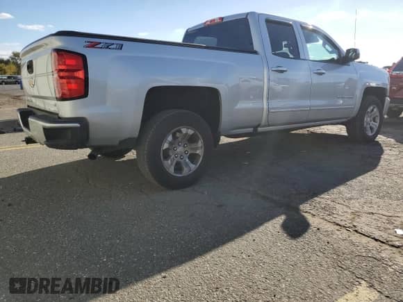 2018 Chevrolet Silverado 1500 LT z VIN 1GCVKREC9JZ373817, wystawiony jako Copart lot #86119505 z przebiegiem 124 573 mil mil oraz Szkoda całkowita • Salvage title. Historia ofert i sprzedaży dostępna na DreamBid. Obrazek 3.