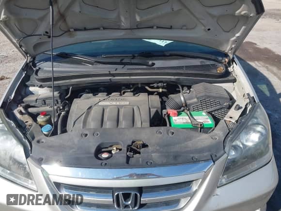 2007 Honda Odyssey LX with VIN 5FNRL38227B022020, listed as a IAAI auction lot 43363825 with 237,602 mi miles and . Bid and sale history available at DreamBid. Image 10.