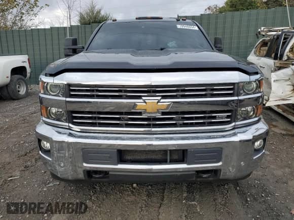 2016 Chevrolet Silverado 3500HD LTZ с VIN 1GC4K0E81GF226663, выставлен на аукционе Copart как лот 78946654 с пробегом 216 906 миль миль и Чистый • Clean title. История ставок и продаж доступна на DreamBid. Изображение 5.