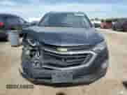 2020 Chevrolet Equinox LT z VIN 3GNAXVEX4LS567139, wystawiony jako Copart lot #55836155 z przebiegiem 84 654 mil mil oraz Szkoda całkowita • Salvage title. Historia ofert i sprzedaży dostępna na DreamBid. Obrazek 5.