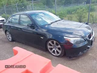 2007 BMW 5 Series 550i с VIN WBANB53537CP05563, выставлен на аукционе IAAI как лот 42623258 с пробегом 96 494 миль миль и . История ставок и продаж доступна на DreamBid. Изображение 1.