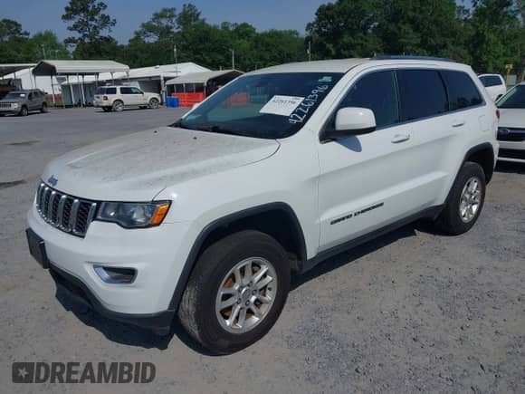 2020 Jeep Grand Cherokee Laredo E с VIN 1C4RJFAG1LC389026, выставлен на аукционе IAAI как лот 42261396 с пробегом 100 409 миль миль и . История ставок и продаж доступна на DreamBid. Изображение 17.