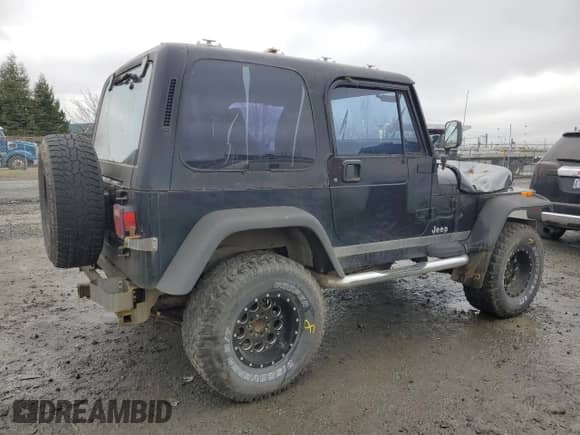 1992 Jeep Wrangler с VIN 2J4FY29S2NJ525697, выставлен на аукционе Copart как лот 43551545 с пробегом 281 770 миль миль и Списание • Salvage title. История ставок и продаж доступна на DreamBid. Изображение 3.
