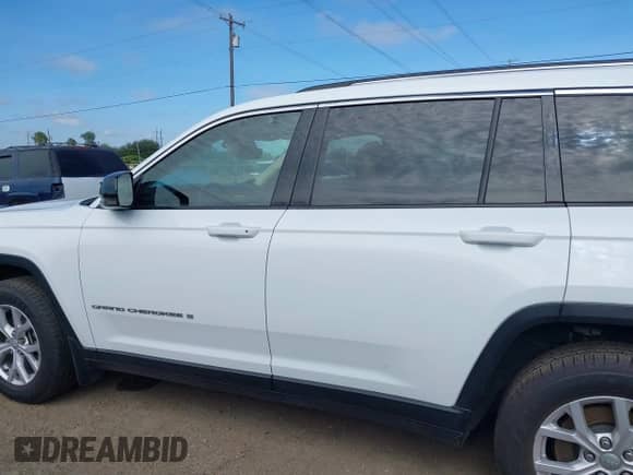 2022 Jeep Grand Cherokee Limited with VIN 1C4RJKBG1N8603557, listed as a IAAI auction lot 42719049 with 146,952 mi miles and . Bid and sale history available at DreamBid. Image 14.