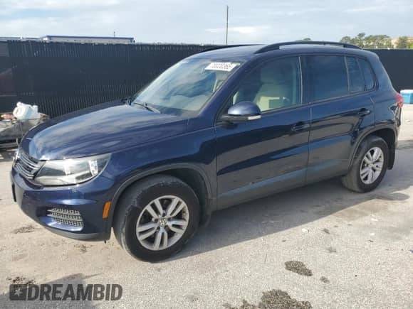 2016 Volkswagen Tiguan S z VIN WVGAV7AX8GW611844, wystawiony jako Copart lot #70020365 z przebiegiem 138 036 mil mil oraz Szkoda całkowita • Salvage title. Historia ofert i sprzedaży dostępna na DreamBid. Obrazek 1.