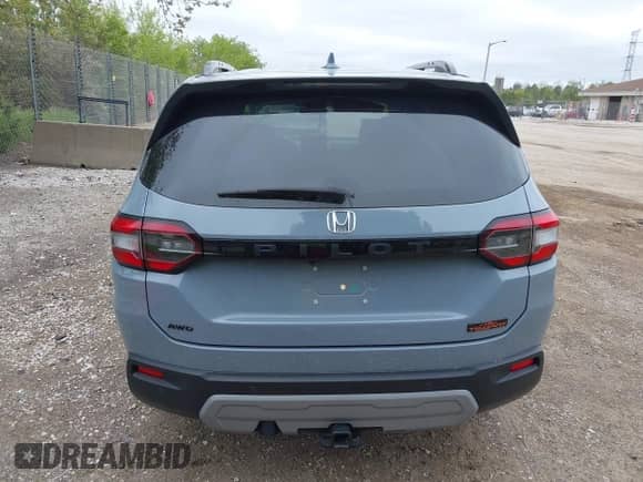 2023 Honda Pilot TrailSport с VIN 5FNYG1H61PB026888, выставлен на аукционе IAAI как лот 42300690 с пробегом 33 513 миль миль и . История ставок и продаж доступна на DreamBid. Изображение 17.