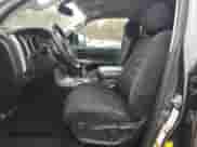 2012 Toyota Tundra z VIN 5TFUY5F18CX216522, wystawiony jako Copart lot #87483585 z przebiegiem 157 956 mil mil oraz Czysty tytuł • Clean title. Historia ofert i sprzedaży dostępna na DreamBid. Obrazek 7.