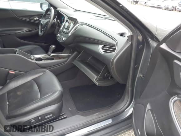 2017 Chevrolet Malibu Premier с VIN 1G1ZH5SX1HF111682, выставлен на аукционе IAAI как лот 43388151 с пробегом 146 612 миль миль и . История ставок и продаж доступна на DreamBid. Изображение 5.