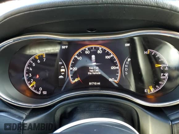 2014 Jeep Grand Cherokee Summit с VIN 1C4RJFJT4EC408510, выставлен на аукционе Copart как лот 82128615 с пробегом 91 710 миль миль и Списание • Salvage title. История ставок и продаж доступна на DreamBid. Изображение 9.