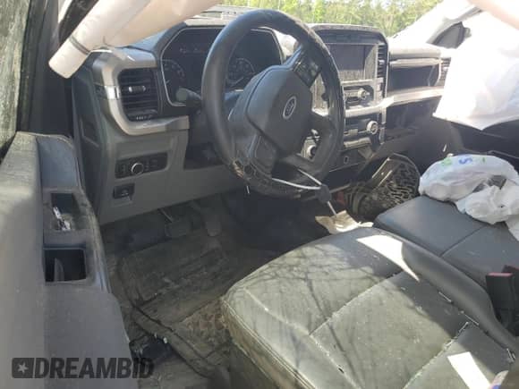 2021 Ford F-150 XLT z VIN 1FTEX1C55MKD93177, wystawiony jako Copart lot #55267915 z przebiegiem Nie podano mil oraz Szkoda całkowita • Salvage title. Historia ofert i sprzedaży dostępna na DreamBid. Obrazek 8.