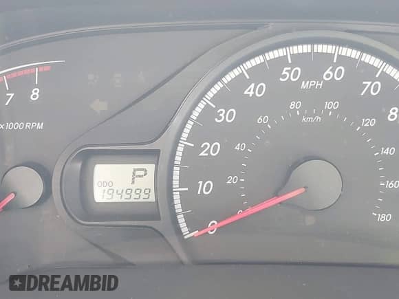 2014 Toyota Sienna LE AAS with VIN 5TDKK3DC5ES464205, listed as a IAAI auction lot 43066275 with 194,999 mi miles and . Bid and sale history available at DreamBid. Image 16.