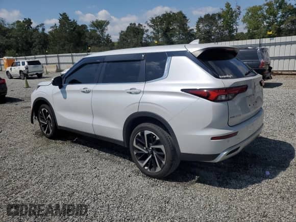 2023 Mitsubishi Outlander SE z VIN JA4J3UA86PZ017098, wystawiony jako Copart lot #71611165 z przebiegiem 65 328 mil mil oraz Szkoda całkowita • Salvage title. Historia ofert i sprzedaży dostępna na DreamBid. Obrazek 2.