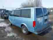 1992 Chevrolet Astro with VIN 1GNDM19Z0NB233117, listed as a IAAI auction lot 41593976 with 185,646 mi miles and . Bid and sale history available at DreamBid. Image 3.
