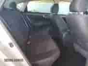 2017 Nissan Sentra SV z VIN 3N1AB7AP0HL668613, wystawiony jako Copart lot #84289935 z przebiegiem 94 553 mil mil oraz Szkoda całkowita • Salvage title. Historia ofert i sprzedaży dostępna na DreamBid. Obrazek 10.