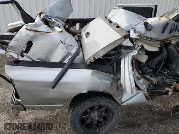 2003 Dodge 2500 ST with VIN 1D7KU28693J558936, listed as a Copart auction lot 83752765 with Not provided miles and Non repairable. Bid and sale history available at DreamBid. Image 12.