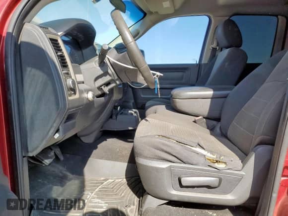 2011 Ram 1500 ST with VIN 1D7RB1GP3BS541650, listed as a Copart auction lot 82372825 with 208,084 mi miles and Clean title. Bid and sale history available at DreamBid. Image 7.