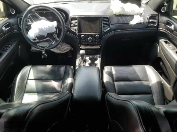 2019 Jeep Grand Cherokee Overland z VIN 1C4RJFCT2KC562416, wystawiony jako Copart lot #61302635 z przebiegiem 46 382 mil mil oraz Szkoda całkowita • Salvage title. Historia ofert i sprzedaży dostępna na DreamBid. Obrazek 8.