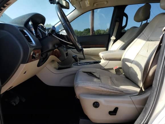 2012 Dodge Durango Citadel with VIN 1C4RDHEG6CC275696, listed as a Copart auction lot 54186635 with 147,764 mi miles and Salvage title. Bid and sale history available at DreamBid. Image 7.
