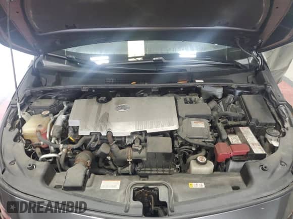 2018 Toyota Prius Plus with VIN JTDKARFP0J3094010, listed as a Copart auction lot 82364905 with 134,611 mi miles and Salvage title. Bid and sale history available at DreamBid. Image 11.