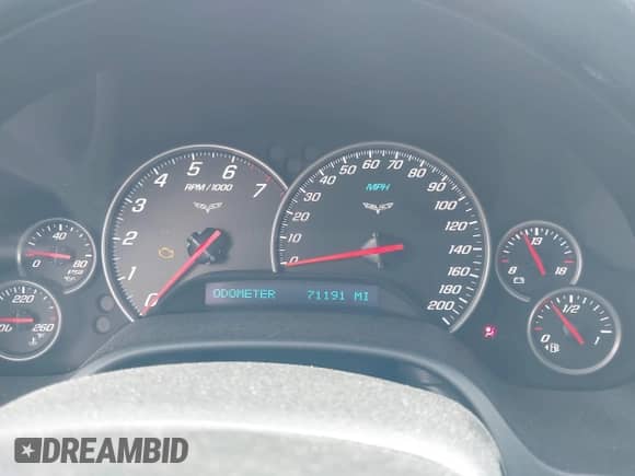 2009 Chevrolet Corvette 2LT с VIN 1G1YY26W395109709, выставлен на аукционе IAAI как лот 43442189 с пробегом 71 191 миль миль и . История ставок и продаж доступна на DreamBid. Изображение 7.
