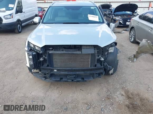 2025 Hyundai Palisade SEL z VIN KM8R2DGE1SU861270, wystawiony jako IAAI lot #43300833 z przebiegiem 32 427 mil mil oraz . Historia ofert i sprzedaży dostępna na DreamBid. Obrazek 13.