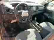 2020 Toyota Tacoma SR с VIN 5TFRX5GN1LX181431, выставлен на аукционе Copart как лот 71834005 с пробегом 151 040 миль миль и Списание • Salvage title. История ставок и продаж доступна на DreamBid. Изображение 8.