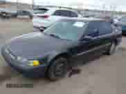 1991 Honda Accord LX z VIN JHMCB7653MC090847, wystawiony jako IAAI lot #41561641 z przebiegiem 163 258 mil mil oraz . Historia ofert i sprzedaży dostępna na DreamBid. Obrazek 2.