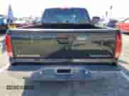 2000 Chevrolet Silverado 1500 z VIN 1GCEC14V4YZ296866, wystawiony jako Copart lot #49343345 z przebiegiem Nie podano mil oraz Szkoda całkowita • Salvage title. Historia ofert i sprzedaży dostępna na DreamBid. Obrazek 6.