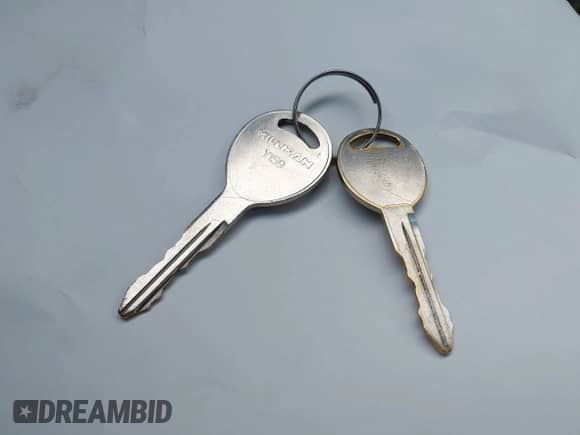 2000 Dodge Intrepid ES z VIN 2B3HD56JXYH350216, wystawiony jako IAAI lot #42047045 z przebiegiem 207 644 mil mil oraz . Historia ofert i sprzedaży dostępna na DreamBid. Obrazek 11.