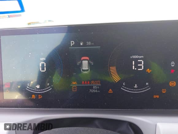 2025 Hyundai Tucson with VIN 3KMJA3DE1SE007586, listed as a IAAI auction lot 42253668 with 7,054 mi miles and . Bid and sale history available at DreamBid. Image 7.